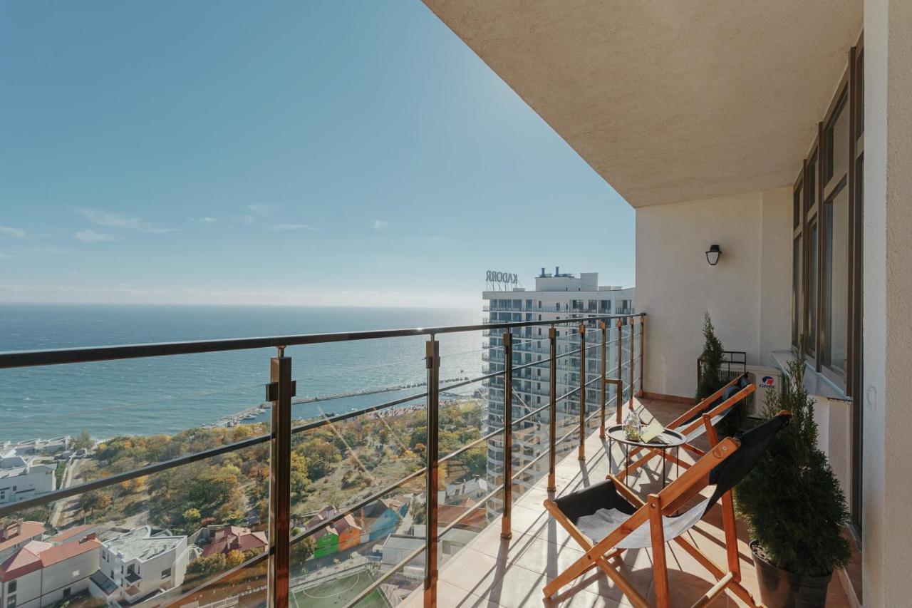 Sea & Sky Apartments Odesa Exterior foto