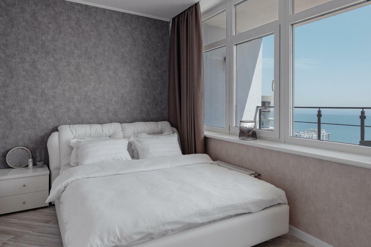 Sea & Sky Apartments Odesa Exterior foto