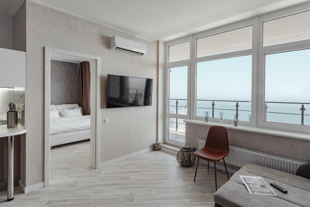 Sea & Sky Apartments Odesa Exterior foto